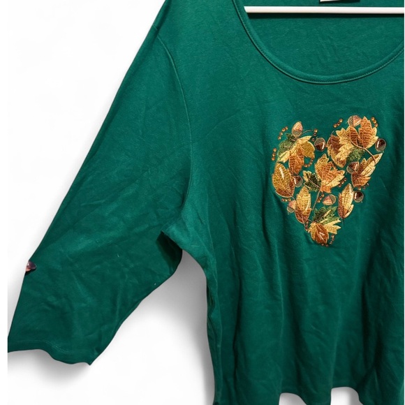 Quacker Factory Green Fall / Autumn Bedazzled embroidered Top , NWOT - Picture 3 of 4